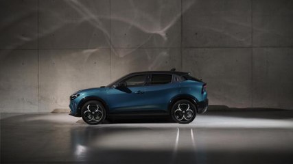 Alfa Romeo Milano: il video della nuova compatta elettrica