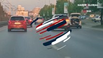 Bursa trafiğinde akılalmaz manzara: Sosyal medya uğruna canlarını hiçe saydılar