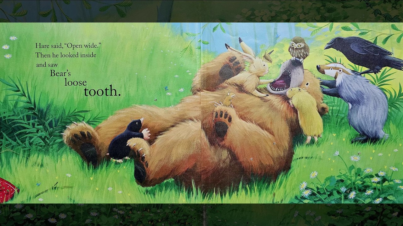 Bear's Loose Tooth - A Children's Book about Helping Friends