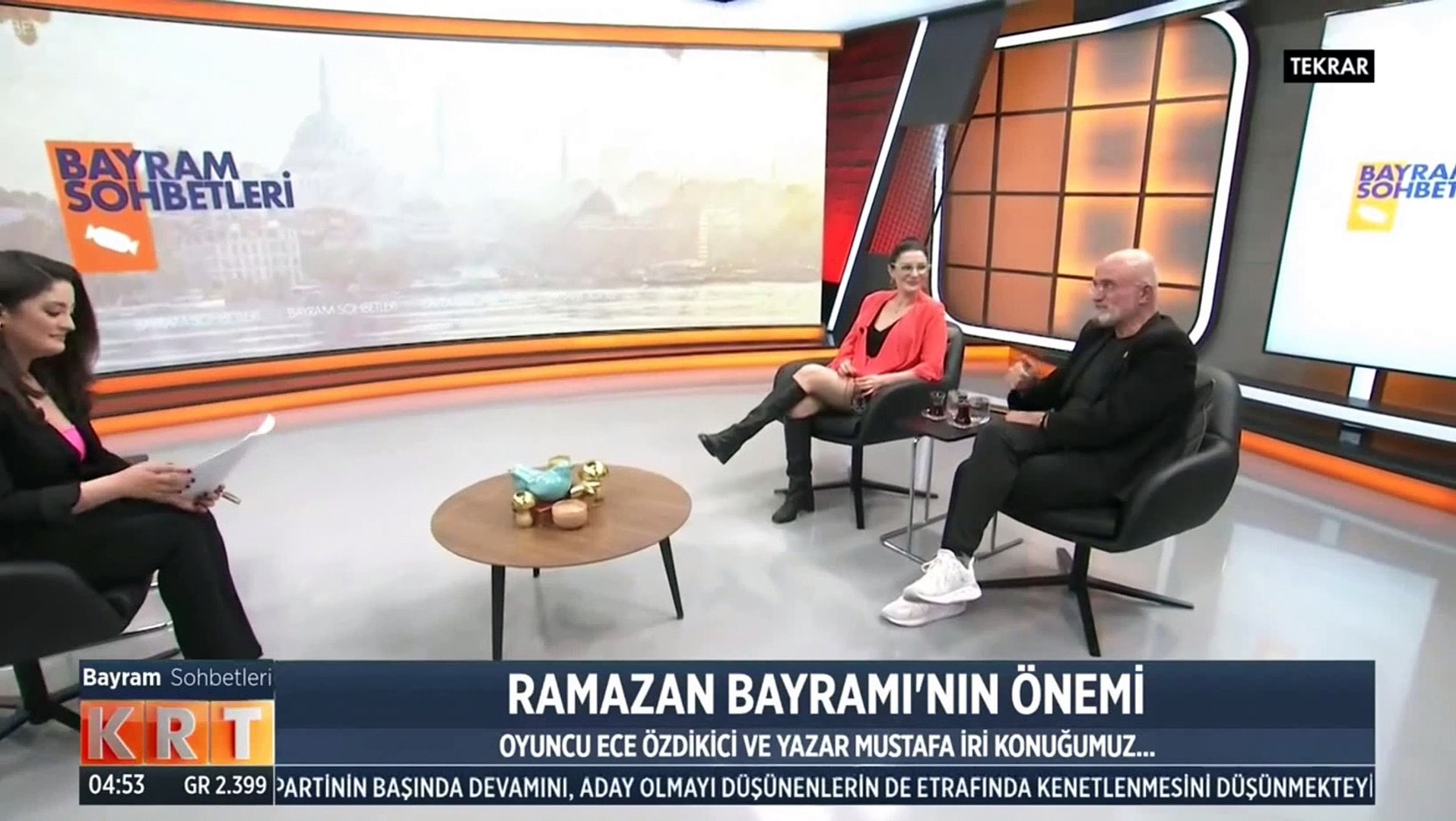 Ece Özdikici Turkish Actress Sexy Legs And Boots 11042024