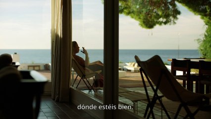 Téaser tráiler de la película "Casa en flames", dirigida por Dani de la Orden y protagonizada por  Emma Vilarasau, Enric Auquer, Maria Rodríguez Soto, Alberto San Juan, Clara Segura, Jose Pérez-Ocaña y Macarena García.