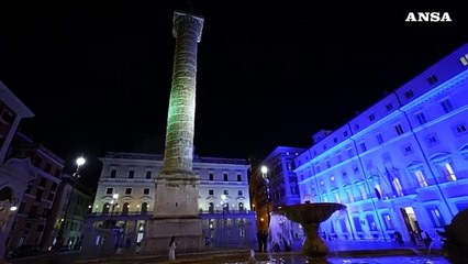 Скачать видео: Palazzo Chigi si illumina di azzurro