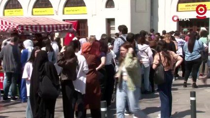 İstanbul’da Adalar İskelesi’nde bayram yoğunluğu