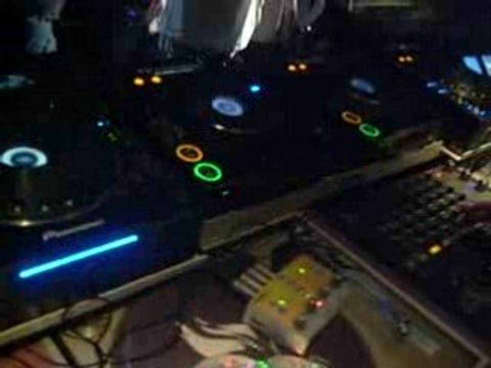 Greg Cerrone @ La Reserve - 5 Avril 2008 - Part 6