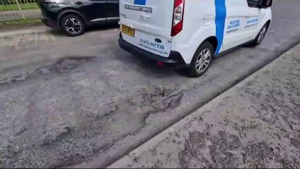 Urgent: Dangerous Potholes on A43 Near Kettering’s 'Hamburger' Roundabout 🚧