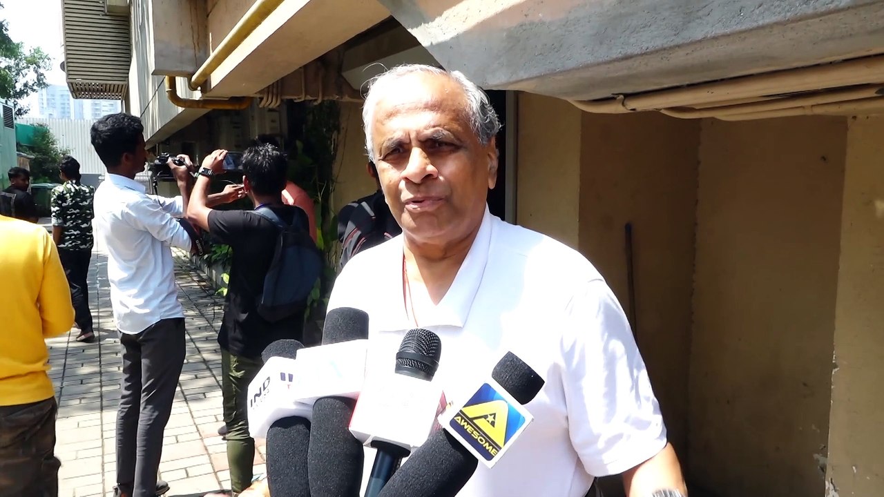 Akshay Kumar and Tiger Shroff starrer Bade Miyan Chote Miyan gets mixed reviews