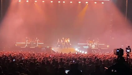 Annalisa canta 'Movimento lento' al Forum di Assago