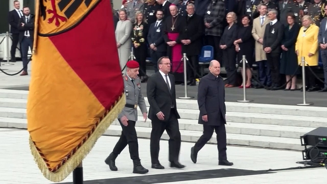 Scholz ehrt an Mali-Einsatz Beteiligte