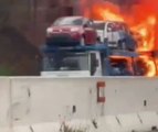 Autostrada A2, camion in fiamme a Baronissi