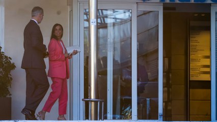 Los Reyes Felipe y Letizia visitan a Doña Sofía en el hospital