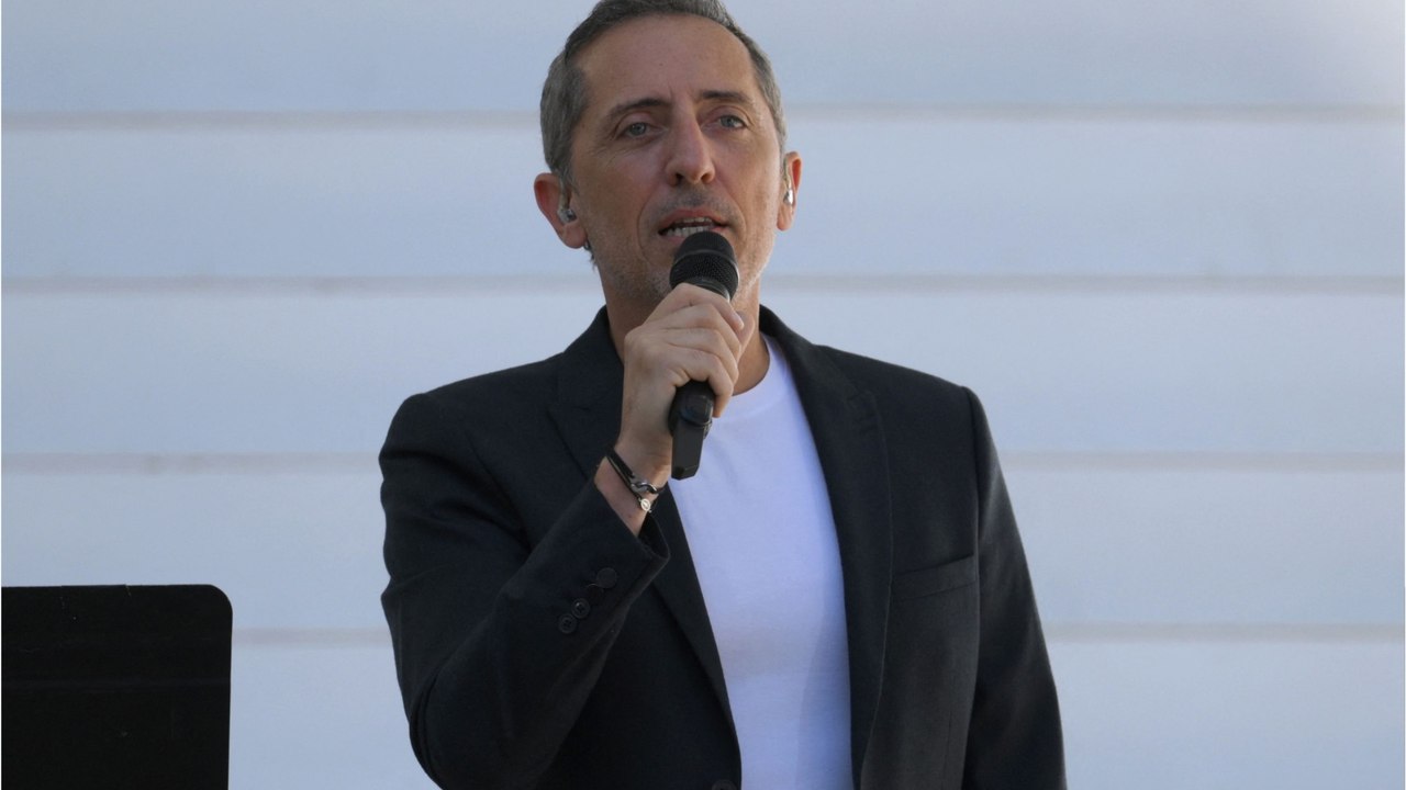 Voici - Gad Elmaleh accusé de plagiat : l'humoriste fait son mea-culpa cinq ans après le scandale