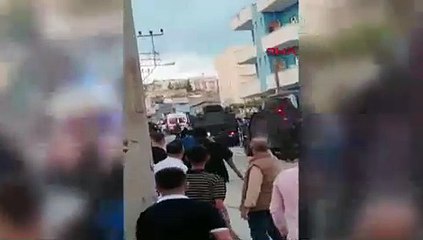 Yaralılara müdahale eden sağlık çalışanlarına saldırı: 7 yaralı var