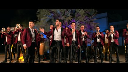 La Arrolladora Banda El Limón De René Camacho - Aquí Hay Para Llevar