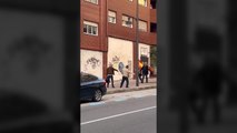 Manifestantes de extrema derecha agreden al exalcalde socialista de Ponferrada Olegario Ramón