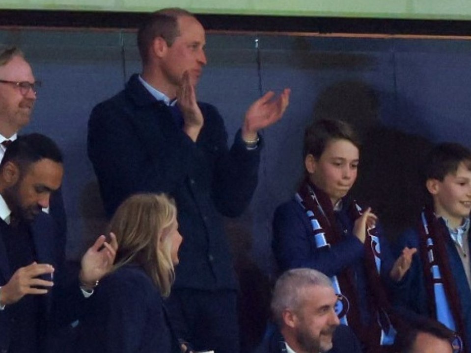 Vater-Sohn-Zeit beim Fußball: William und George feuern Aston Villa an