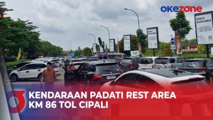 Ratusan Kendaraan Padati Rest Area KM 86 Tol Cikopo-Palimanan