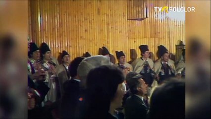 Grup interpreti de muzica populara - Hora Unirii (arhiva TVR)