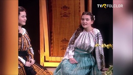 Miruna Ionescu si Ramona Paun - Canta cucul jos in lunca (Tezaur folcloric - arhiva TVR - 1998)