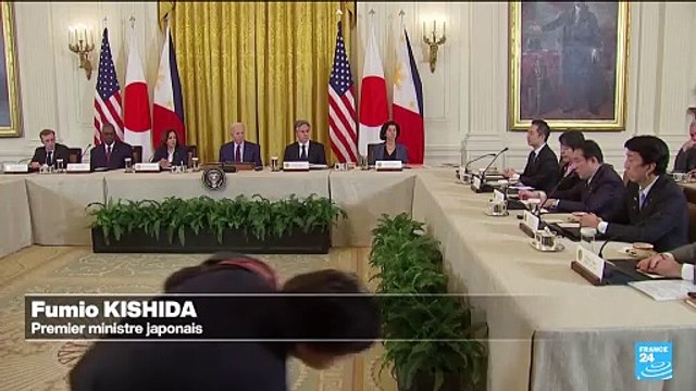 Biden promet de défendre les Philippines en cas d' attaque en mer de Chine méridionale