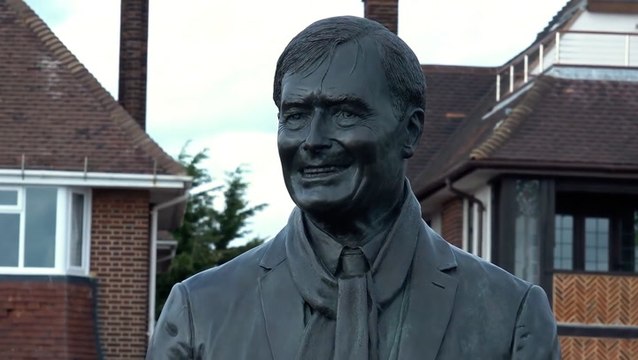 Statue of David Amess unveiled on Southend seafront in honour of murdered MP