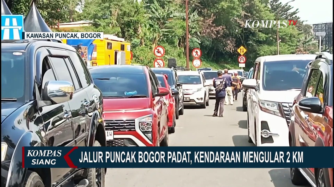 Padat! Macet di Jalur Puncak Bogor Mengular hingga 2 Kilometer