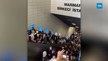 Marmaray’da izdiham: bayramda ulaşımın ücretsiz yapılması izdihama yol açtı