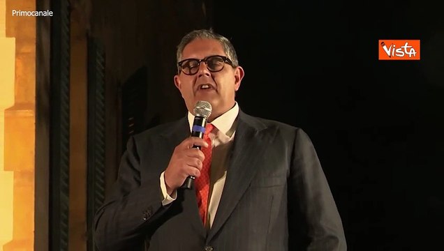 Regionali Liguria, in 600 a cena Toti per finanziamento comitato: Grazie per questo sostegno