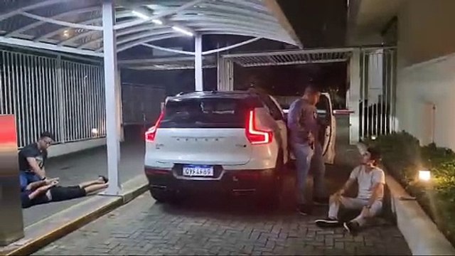 Polícia prende em SP suspeitos de negociar armas furtadas do Exército