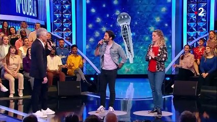 Kevin, l'ancien compagnon de la regrettée Faustine Nogheretto, participe à son tour à "N'oubliez pas les paroles". France 2