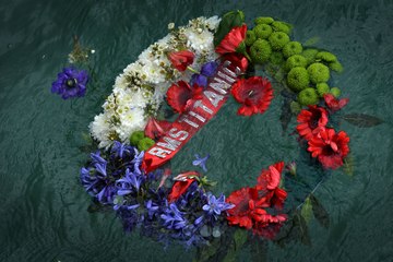 Why did the Titanic sink?