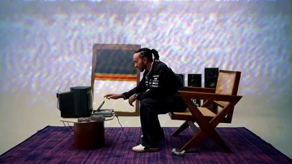 Hamilton recorda videojogos clássicos