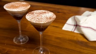 How to Make Tiramisu Frozen Espresso Martini