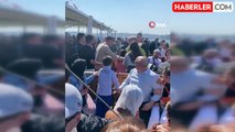 Eminönü-Üsküdar vapurunda kadın yolcular birbirine girdi! Tartıştığı kişiye biber gazı sıktı