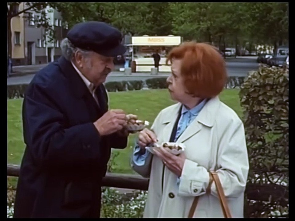 Drei Damen vom Grill - Ganze Serie - Staffel 8/Folge 8  'Wirbel um Wiebke' - 1990