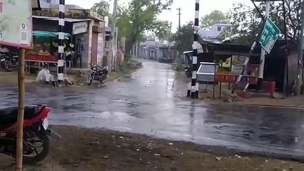 मौसम के मिजाज ने किसानों की बढ़ाई ङ्क्षचता... देखें वीडियो ....