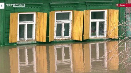 Rusya’daki Ural Nehri’nde su seviyesi 11 metreyi aştı