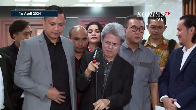 Kritik Todung ke Sri Mulyani soal Bansos yang Dibagi Presiden, hingga Optimisme MK Kabulkan Permohon