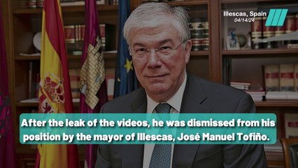 Filmed city councilor eating his excrement !