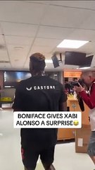 Victoire du Bayer Leverkusen : Burna Boy se joint aux célébrations ! (VIDEO)