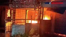 Diduga akibat Korsleting, 3 Kios di Pasar Rebo, Jakarta Timur Hangus Terbakar