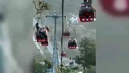 Teleferik faciasında kurtarma çalışmaları sürüyor