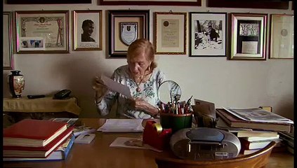 Presque centenaire et athlète Bande-annonce (EN)