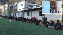 TIR'ın dorsesinden 64 kaçak göçmen çıktı