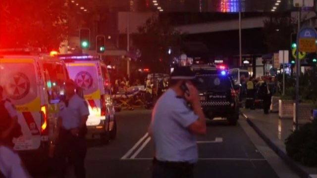 Sydney, attacco al centro commerciale: 6 morti (compreso aggressore)