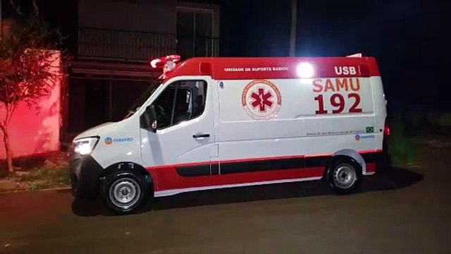 Monitorado por tornozeleira eletrônica, homem entra em surto e tenta invadir residências