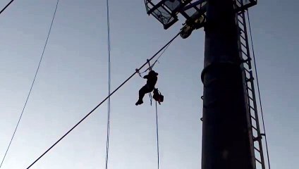 Antalya'da teleferikte mahsur kalan 112 kişi kurtarıldı