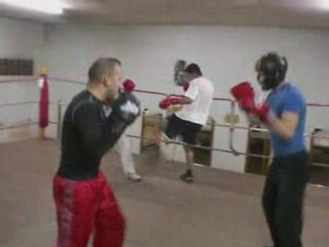 Assaut a OFC Oliver le Kicker vs Stef the Zef - Mantes