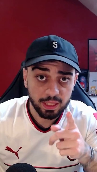 Marre du prix trop élevés des maillots de foot ? J’ai la solution pour toi   #foot #football #unbonmaillot #acmilan #maillotfoot #maillotdefoot #bologna