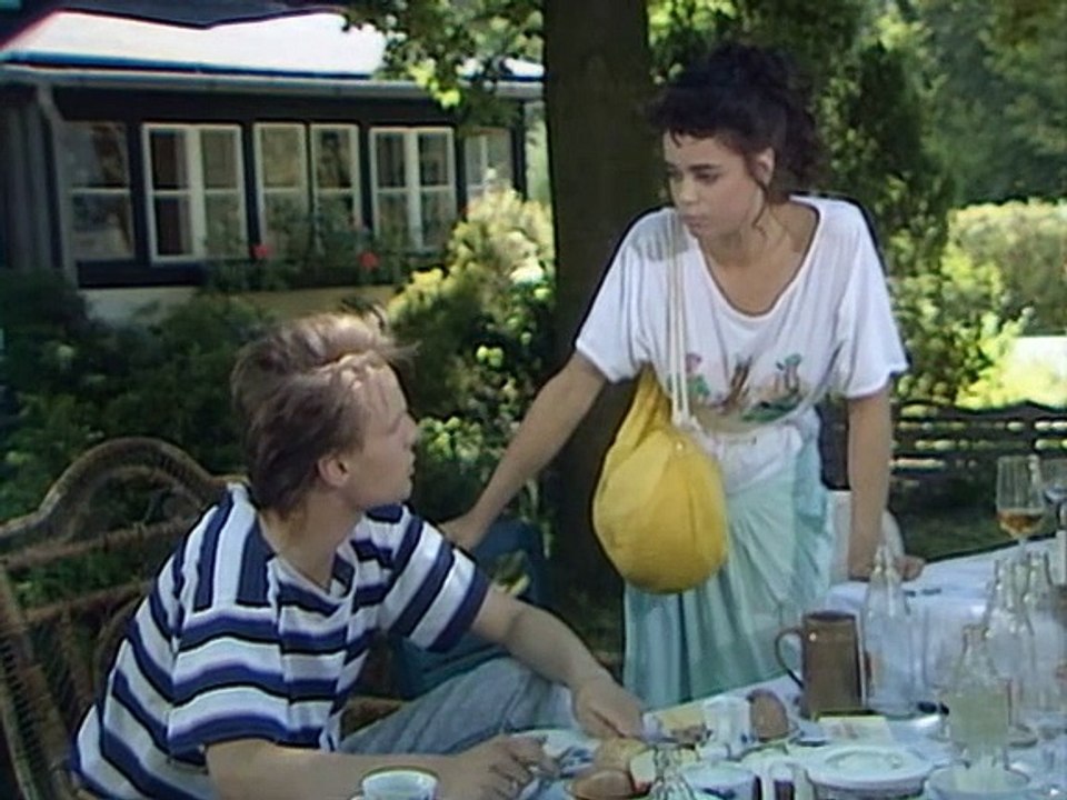 Barfuß ins Bett (DDR 1988–1990) E12