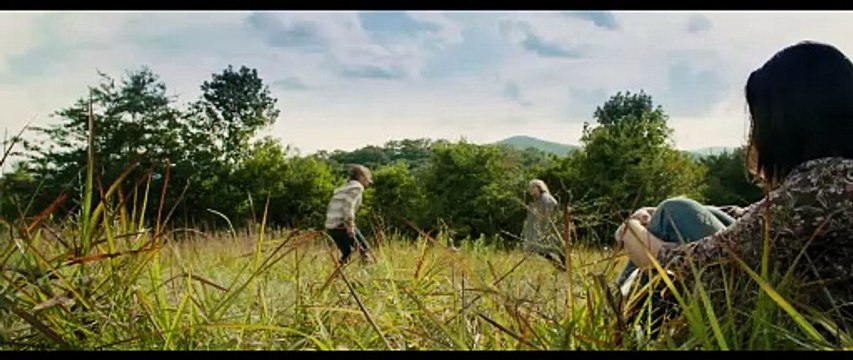 This World Alone Bande-annonce (EN)